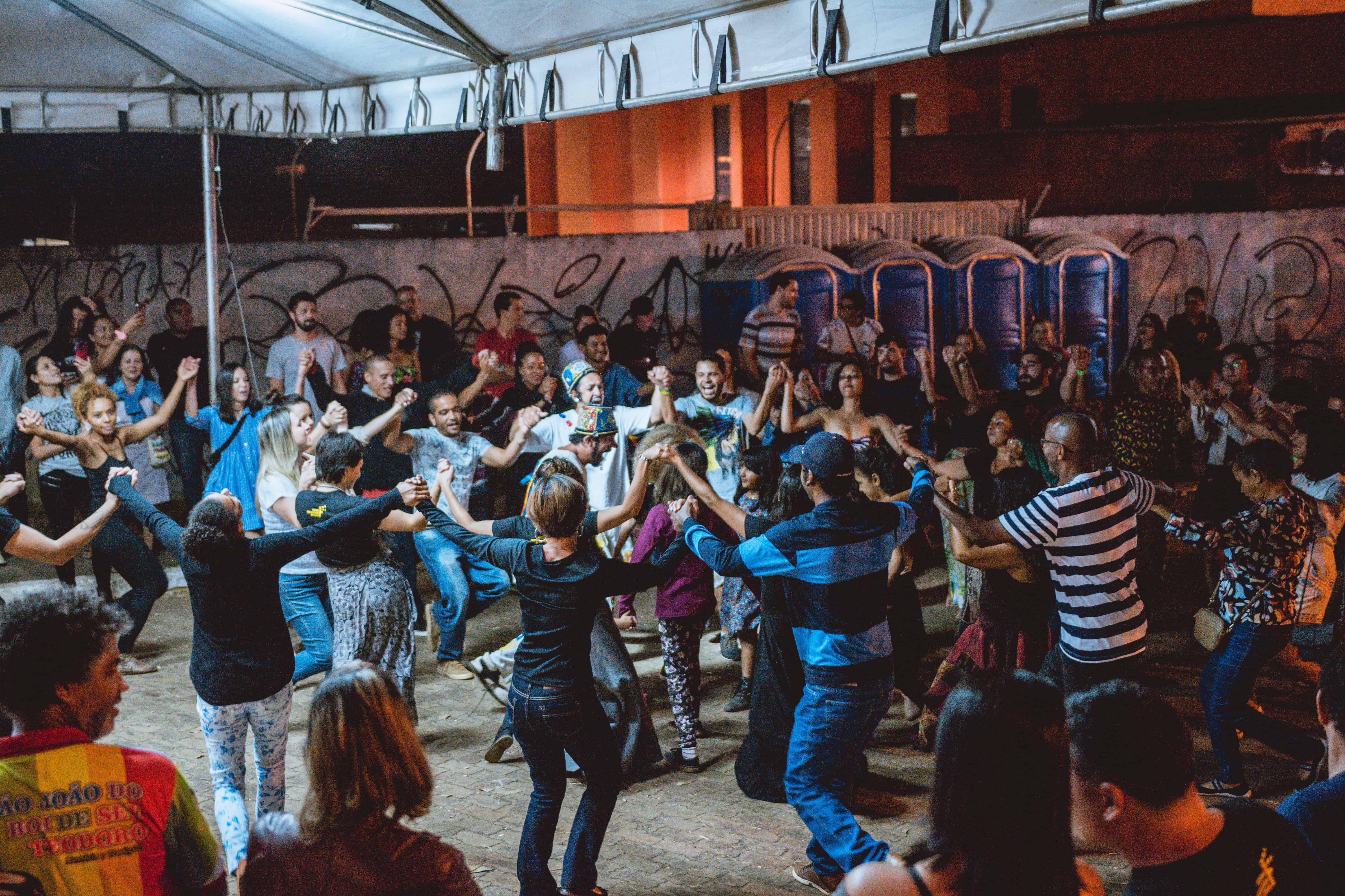 Imagem dança de roda